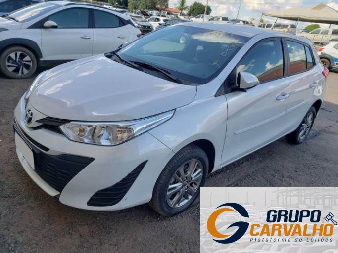 TOYOTA YARIS 21/22