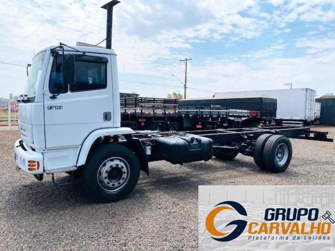 MERCEDES BENZ 1718 08/09