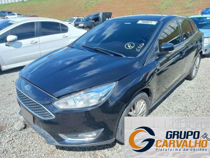 FORD FOCUS FASTBACK 18/18