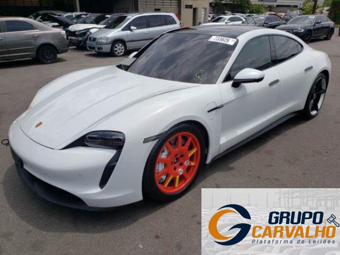 PORSCHE TAYCAN 22/22