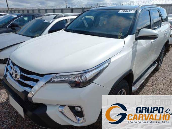 TOYOTA HILUX SW4 18/19 
