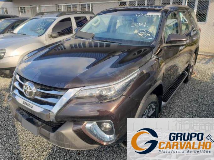 TOYOTA HILUX SW4 19/20