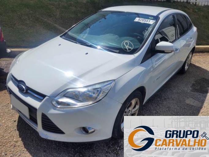 FORD FOCUS SEDAN 15/16