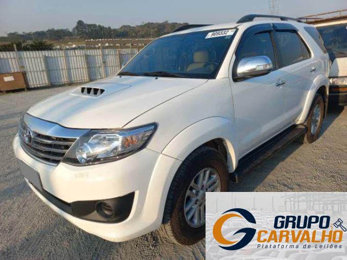 TOYOTA HILUX SW4 11/11