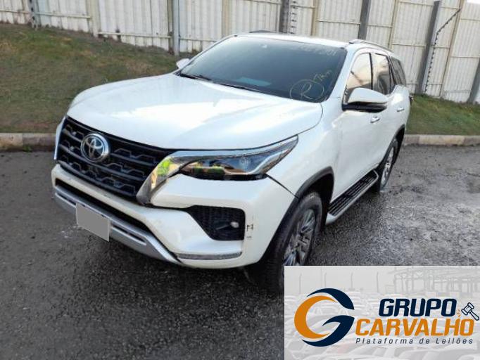 TOYOTA HILUX SW4 22/22