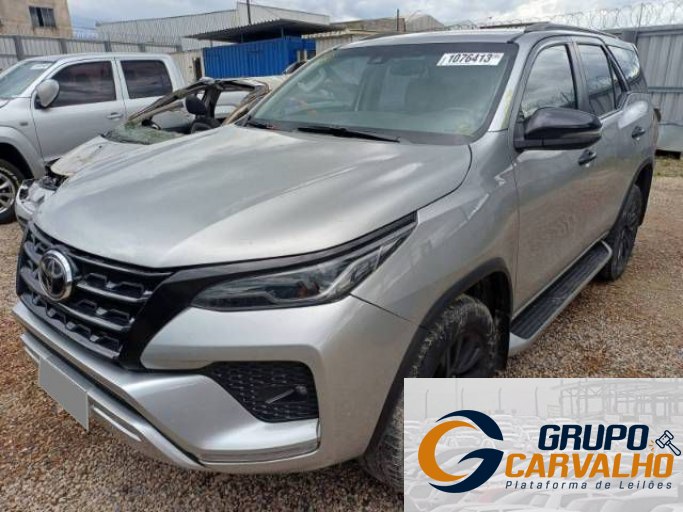 TOYOTA HILUX SW4 21/21