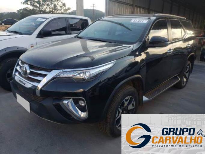 TOYOTA HILUX SW4 19/19