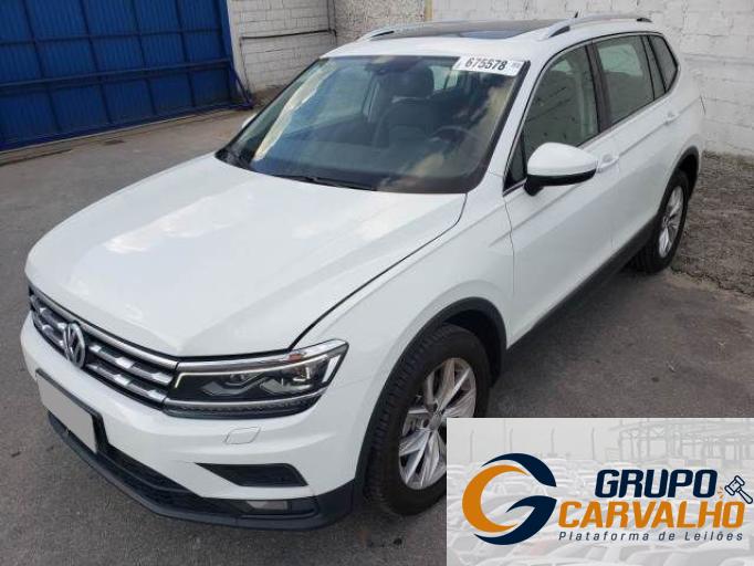 VOLKSWAGEN TIGUAN 20/20