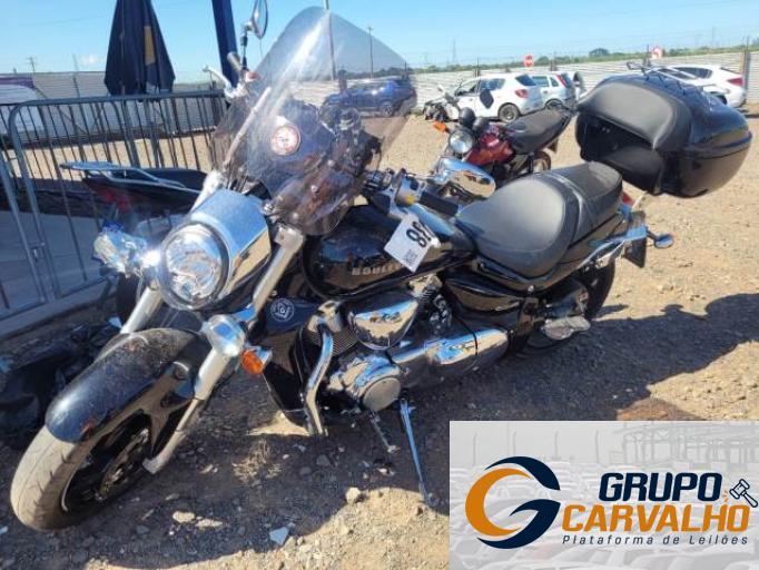 SUZUKI BOULEVARD M1800 17/18