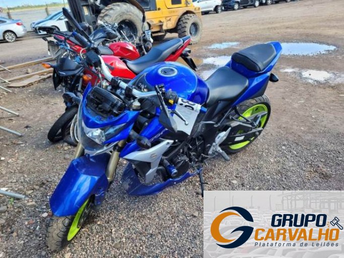 SUZUKI GSR 750 15/15