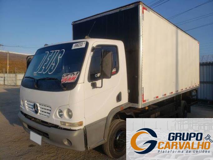 MERCEDES BENZ ACCELO 915 10/10