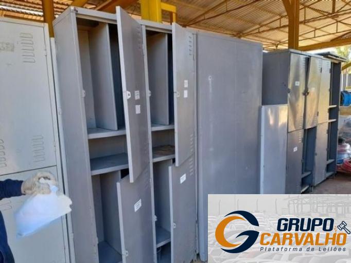 130 Armários Metálicos